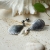 Na plaży w Sopocie - asymetryczne, srebrne kolczyki sztyfty z perłą / Alabama Studio / Biżuteria / Kolczyki