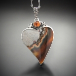 Serce pełne słońca - srebrny naszyjnik w kształcie serca z agatem i hessonitem