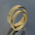 Obrączki ślubne o fakturowanych boczkach z żółtego złota pr. 0,585 / BIZOE / Biżuteria / Obrączki Ślubne