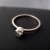 Złoty pierścionek z brylantem 0,13 ct SI/H / BIZOE / Biżuteria / Pierścionki