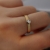 Złoty pierścionek z brylantem 0,07 ct VS/H / BIZOE / Biżuteria / Pierścionki