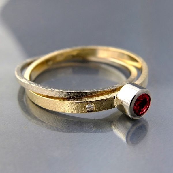 ZAMÓWIENIE INDYWIDUALNE - Podwójny złoty pierścionek z rubinem i brylantem / BIZOE / Biżuteria / Pierścionki