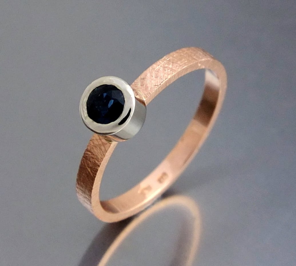 Złoty pierścionek z szafirem ? 3,50 mm / BIZOE / Biżuteria / Pierścionki