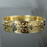 Grawerowana bransoleta z tanzanitami - Malina Skulska w Biżuteria/Bransolety