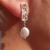 Ażurowe sztyfty z białymi perłami  / Malina Skulska / Biżuteria / Kolczyki