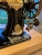 Lampa witrażowa ze starej maszyny Singer / Breitling Glass And More / Dekoracja Wnętrz / Lampy