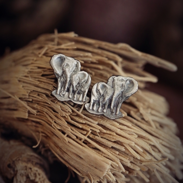 Słonie mini kolczyki sztyfty ze srebra / Cztery Humory / Biżuteria / Kolczyki