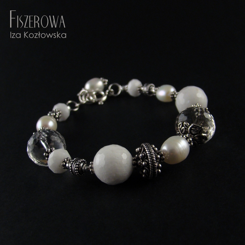 Boho silver - white / Fiszerowa / Biżuteria / Bransolety