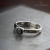 Black Swan - Minimalistyczny pierścionek zaręczynowy