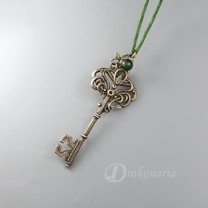 Magiczny klucz - serpentynit / Drakonaria / Biżuteria / Wisiory