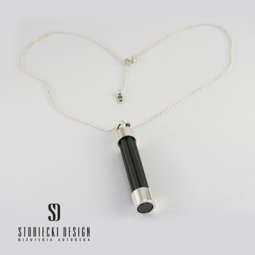 CARBON SEPTET - wisiorek ze srebra i włókna węglowego / stobieckidesign / Biżuteria / Wisiory