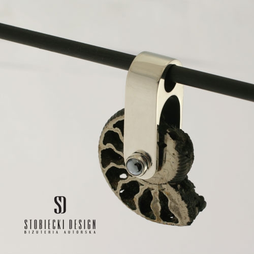 AMONIT-  wisiorek srebrny ze skamieliną / stobieckidesign / Biżuteria / Wisiory
