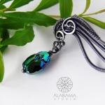 Scarab wing - srebrna nausznica z kryształem Swarovskiego