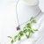 Rodonit w pąku - minimalistyczny, srebrny wisior z surowym rodonitem / Alabama Studio / Biżuteria / Wisiory