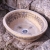 Ceramiczna umywalka - z ornamentem