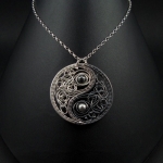 Srebrny wisior - YIN-YANG