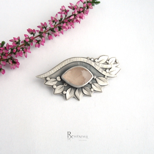 Romantique - srebrna brosza z kwarcem różowym / Rivendell / Biżuteria / Broszki