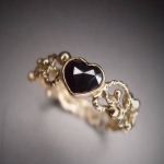 Black heart... pierścionek z diamentowym sercem - lookrecya w Biżuteria/Pierścionki