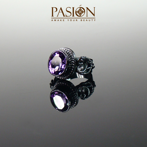 LAJJA - srebrny, zoksydowany na lśniącą czerń pierścionek z Ametystem / PASIÓN / Biżuteria / Pierścionki