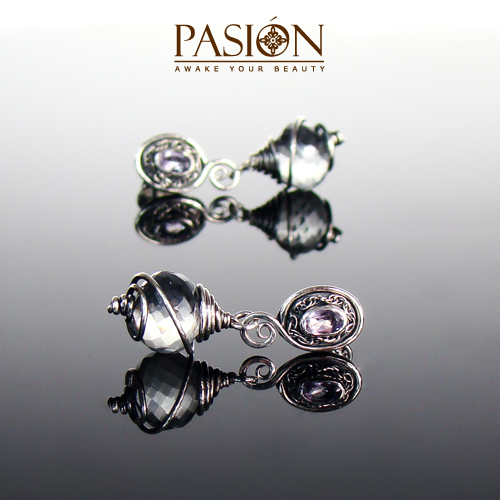 SALONI PETIT - srebrne kolczyki z jasnoniebieskim Kwarcem i lawendowym Ametystem / PASIÓN / Biżuteria / Kolczyki