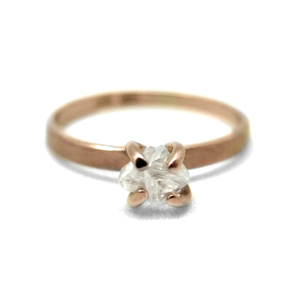 Pierścionek zaręczynowy z różowego złota z surowym diamentem / Wierzbanowska Jewellery / Biżuteria / Pierścionki