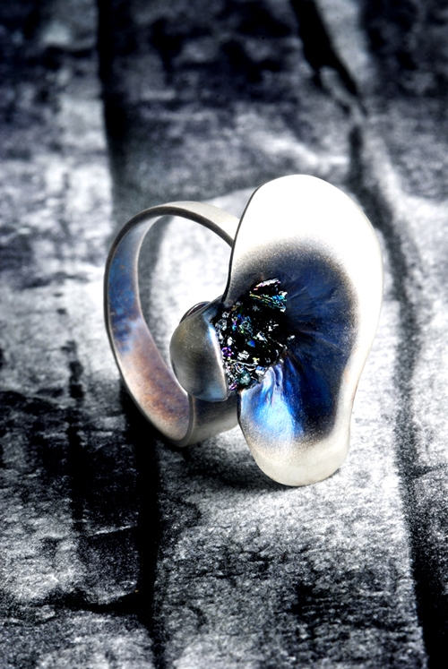 Srebrny pierścionek regulowany BLACK ORCHIDEA / SHAMBALA / Biżuteria / Pierścionki
