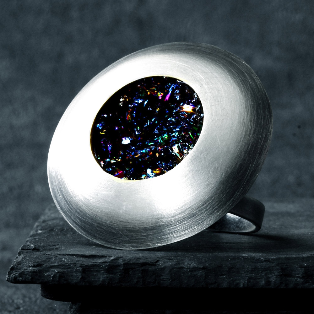 Duży regulowany pierścień srebrny z karborundem / SHAMBALA / Biżuteria / Wisiory